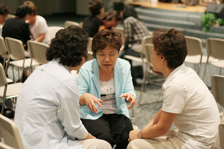 082808-pray (15).jpg